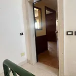 Dimora Le Grottaglie -centro 3* ポリニャーノ・ア・マーレ