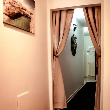 לינה וארוחת בוקר Dimora Le Grottaglie 3*