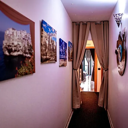 Dimora Le Grottaglie לינה וארוחת בוקר 3*