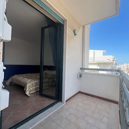 Dimora Le Grottaglie לינה וארוחת בוקר פולינאנו א מארה