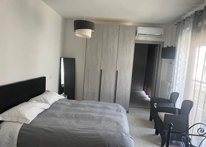 Dimora Le Grottaglie Bed & Breakfast 3*