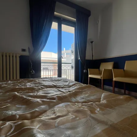 Dimora Le Grottaglie -centro Bed & Breakfast 3*
